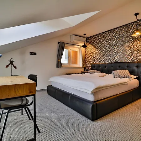 Padre Boutique 3*