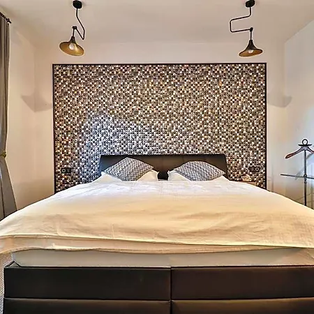 Отель Padre Boutique 3*