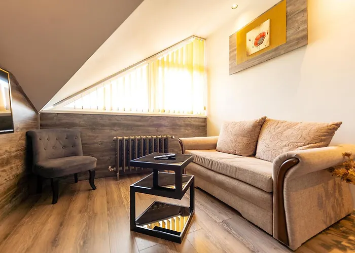 Padre Boutique Hotell 3*